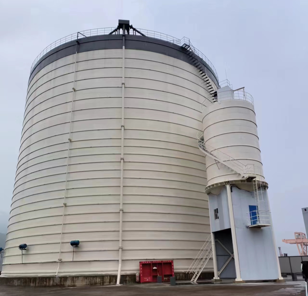 嘉峪关10万吨水泥钢板库